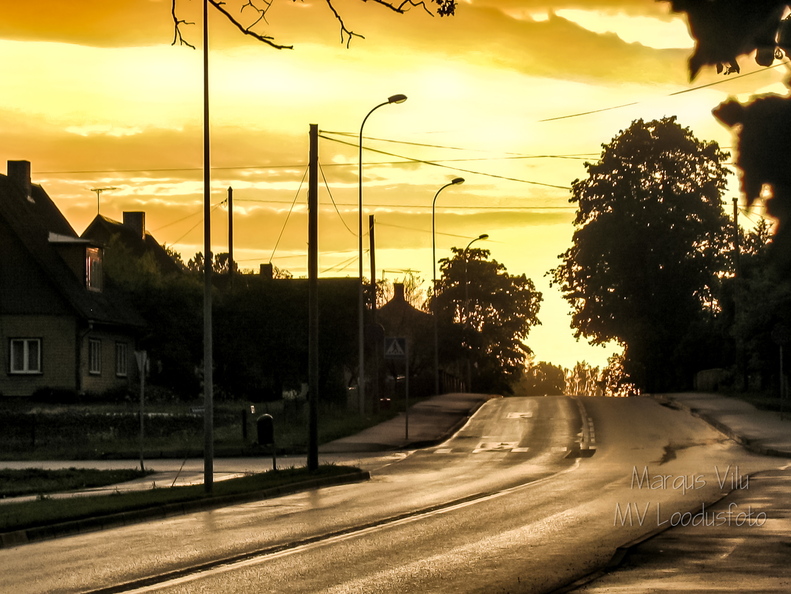 Tõrva Valga tänav peale vihma