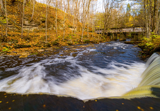   Nõmmeveski juga sügisel